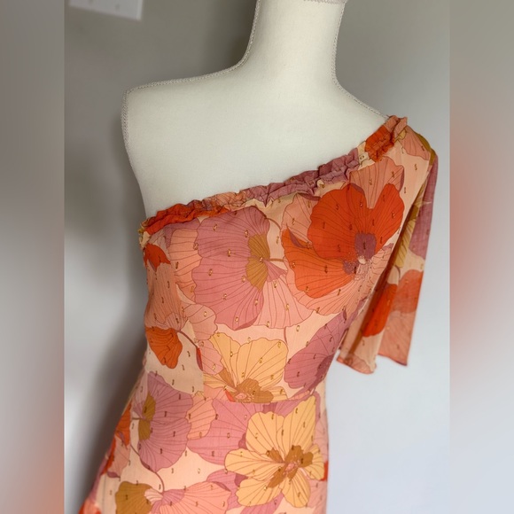 Taylor Floral One-Shoulder Dress - Picture 8 of 12